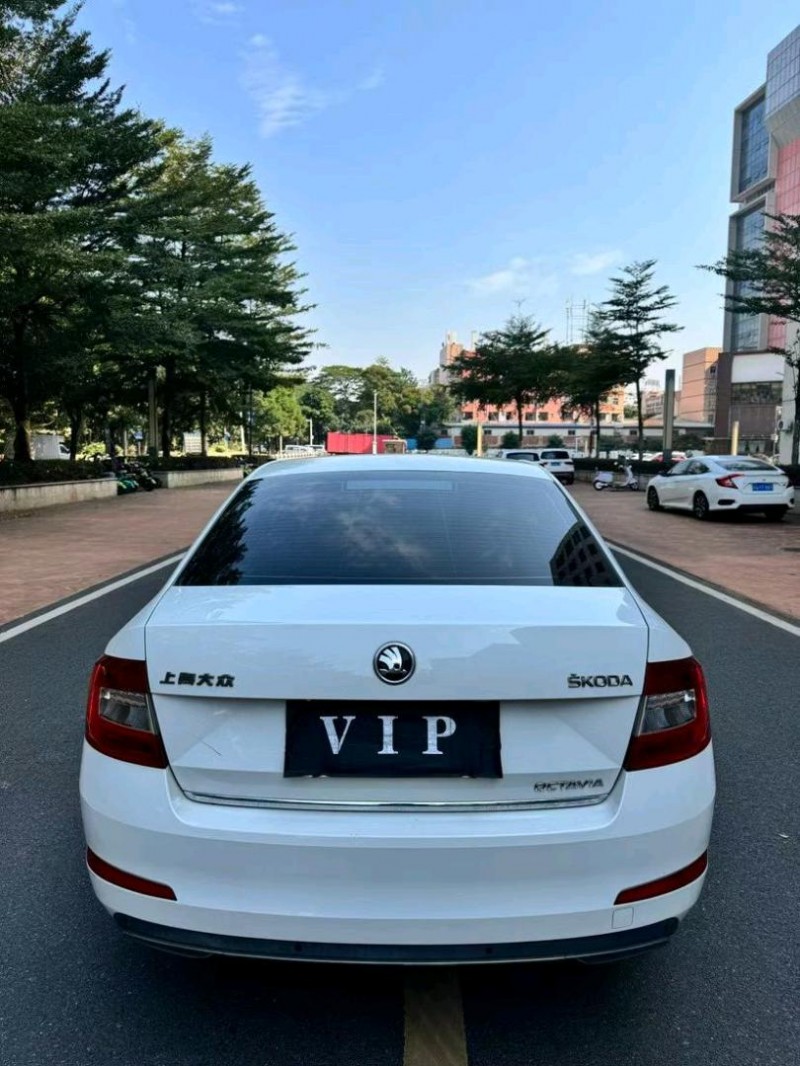 东莞16年斯柯达明锐7