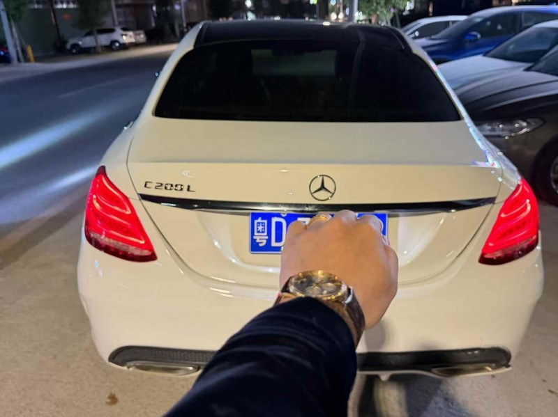 东莞16年奔驰C9
