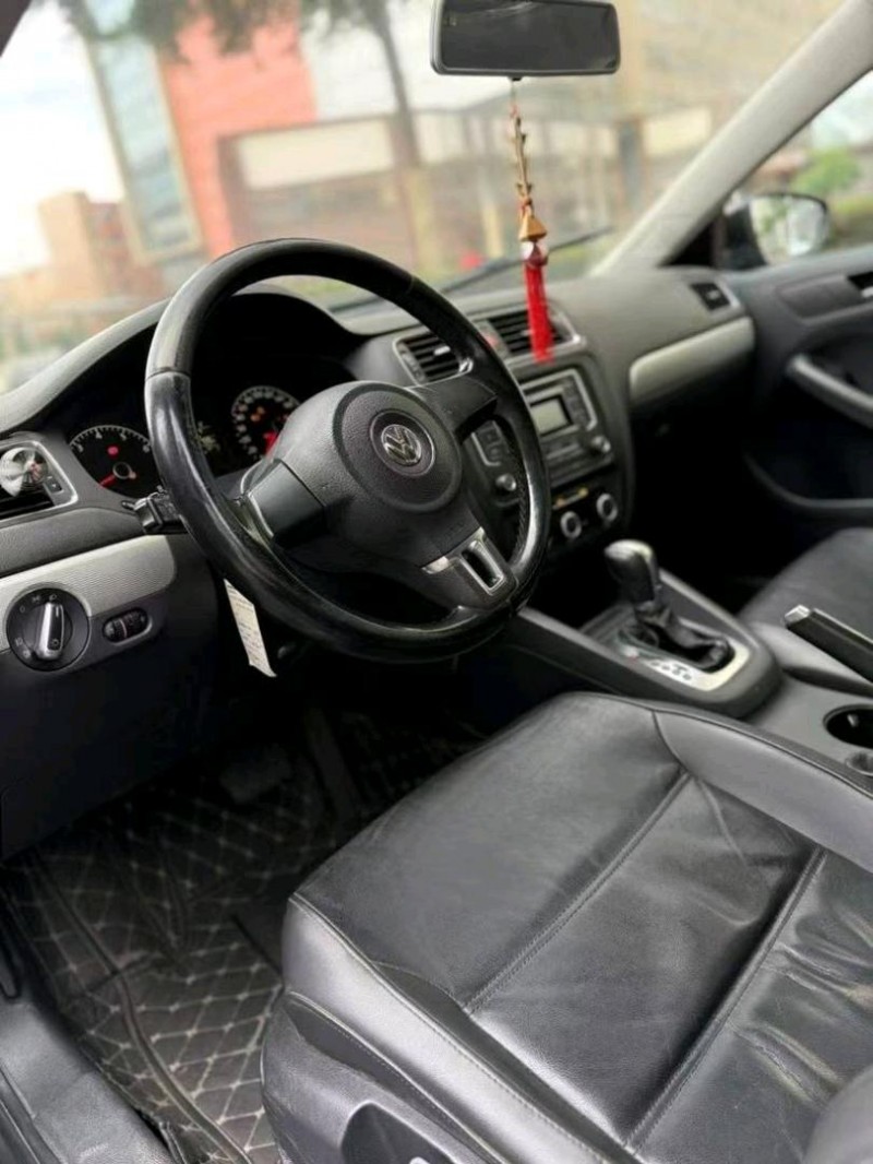 东莞14年大众速腾8