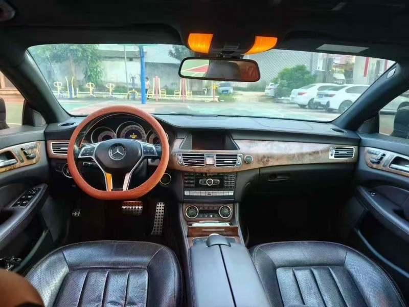 广州13年奔驰CLS5