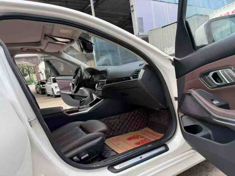 徐州22年宝马3系6