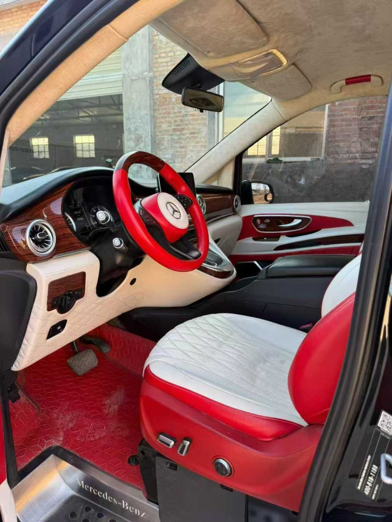 兰州18年奔驰威霆6