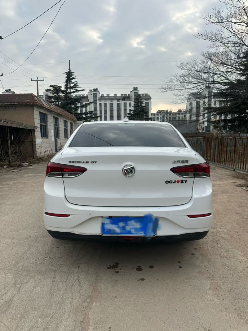 日照18年别克英朗6