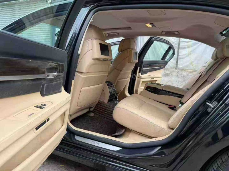 徐州13年宝马7系8