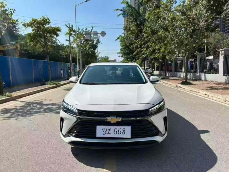 南宁22年雪佛兰科鲁泽1