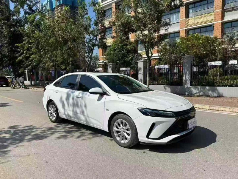 南宁22年雪佛兰科鲁泽2