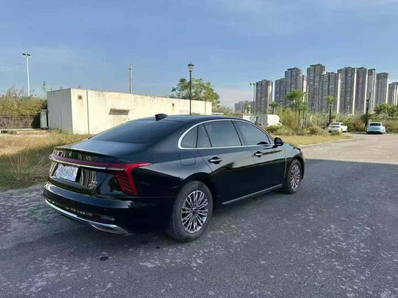 南宁24年红旗H58