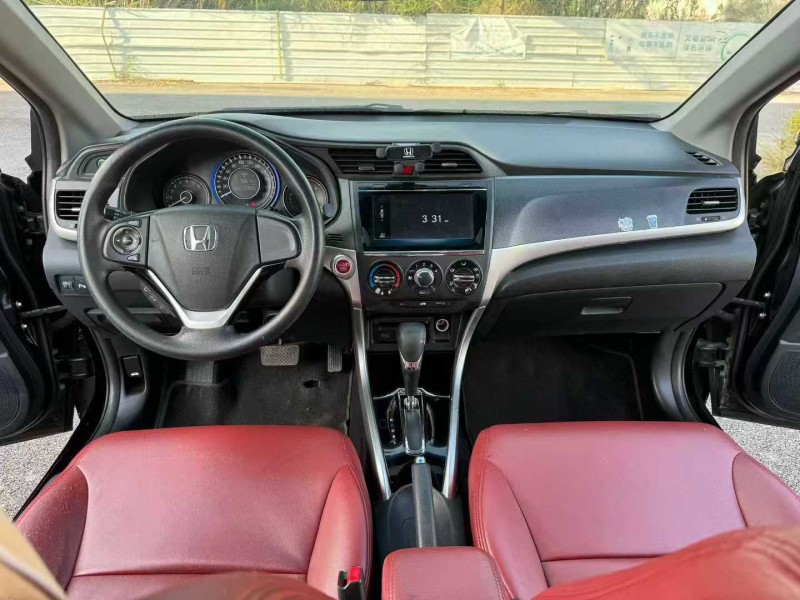 南宁18年本田凌派4