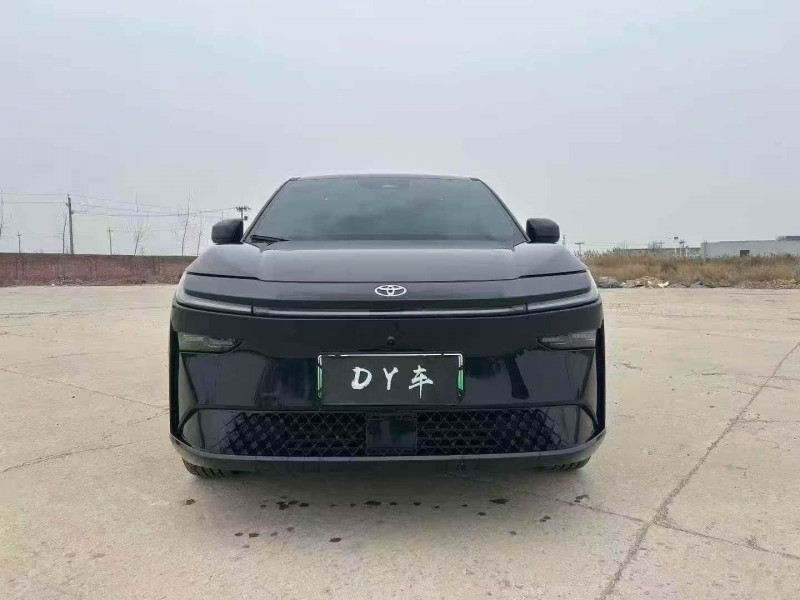 石家庄25年丰田铂智1