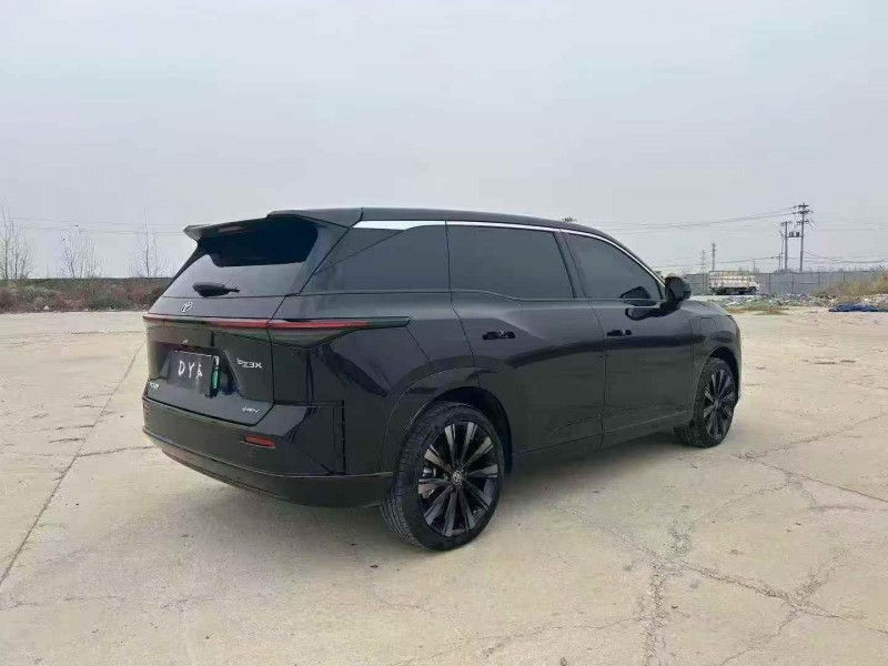 石家庄25年丰田铂智8