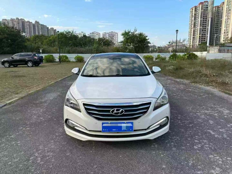 南宁15年现代名图1