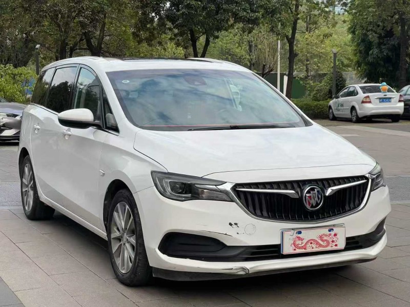 佛山20年别克GL62
