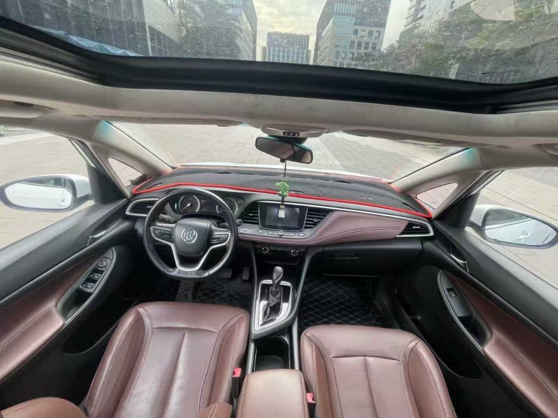 佛山20年别克GL66