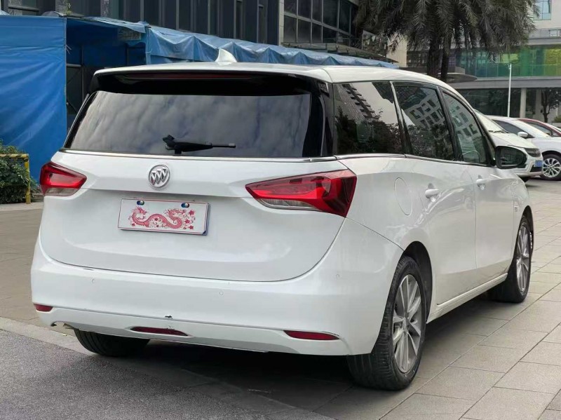 佛山20年别克GL67