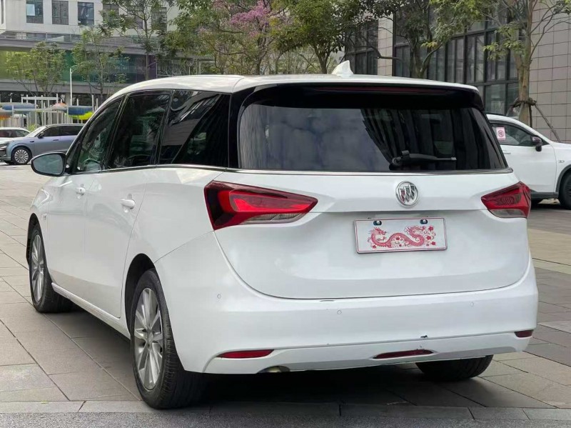 佛山20年别克GL68