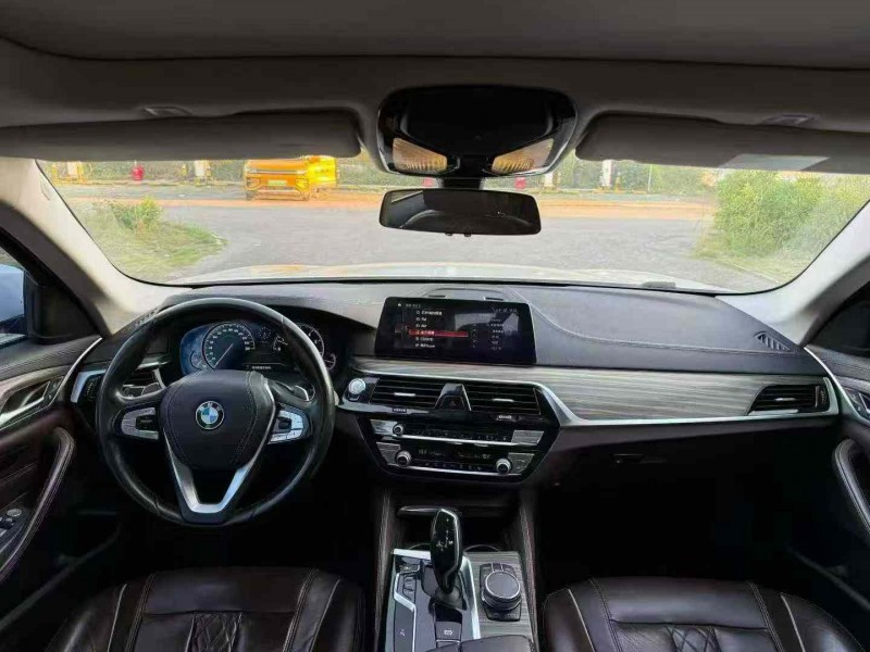 南宁18年宝马5系5