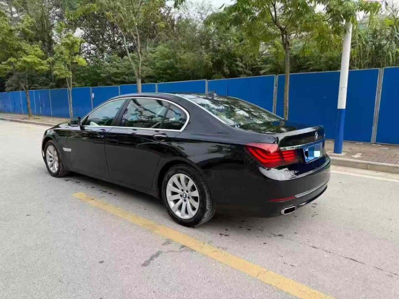 南宁13年宝马7系8