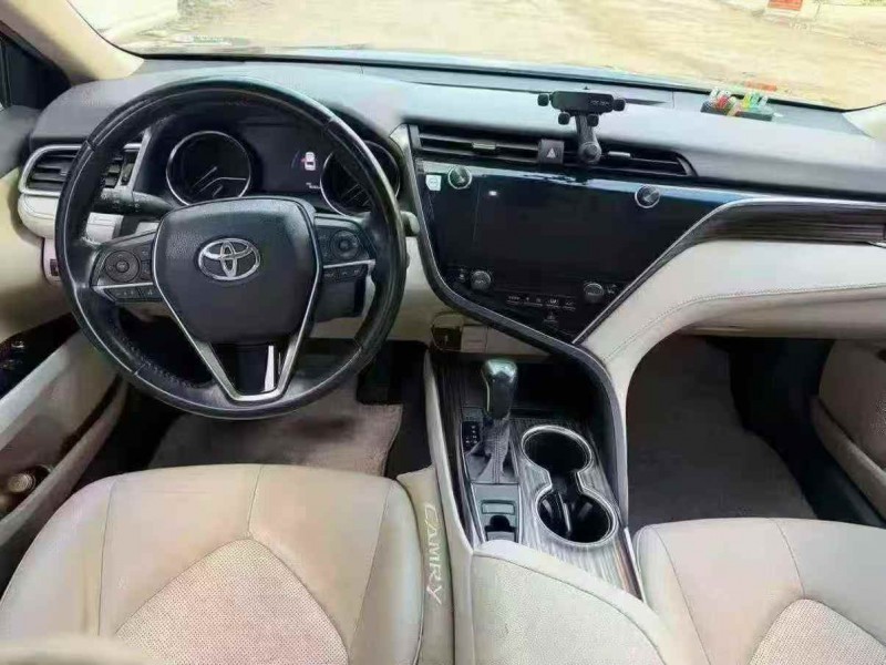 北海19年丰田凯美瑞5