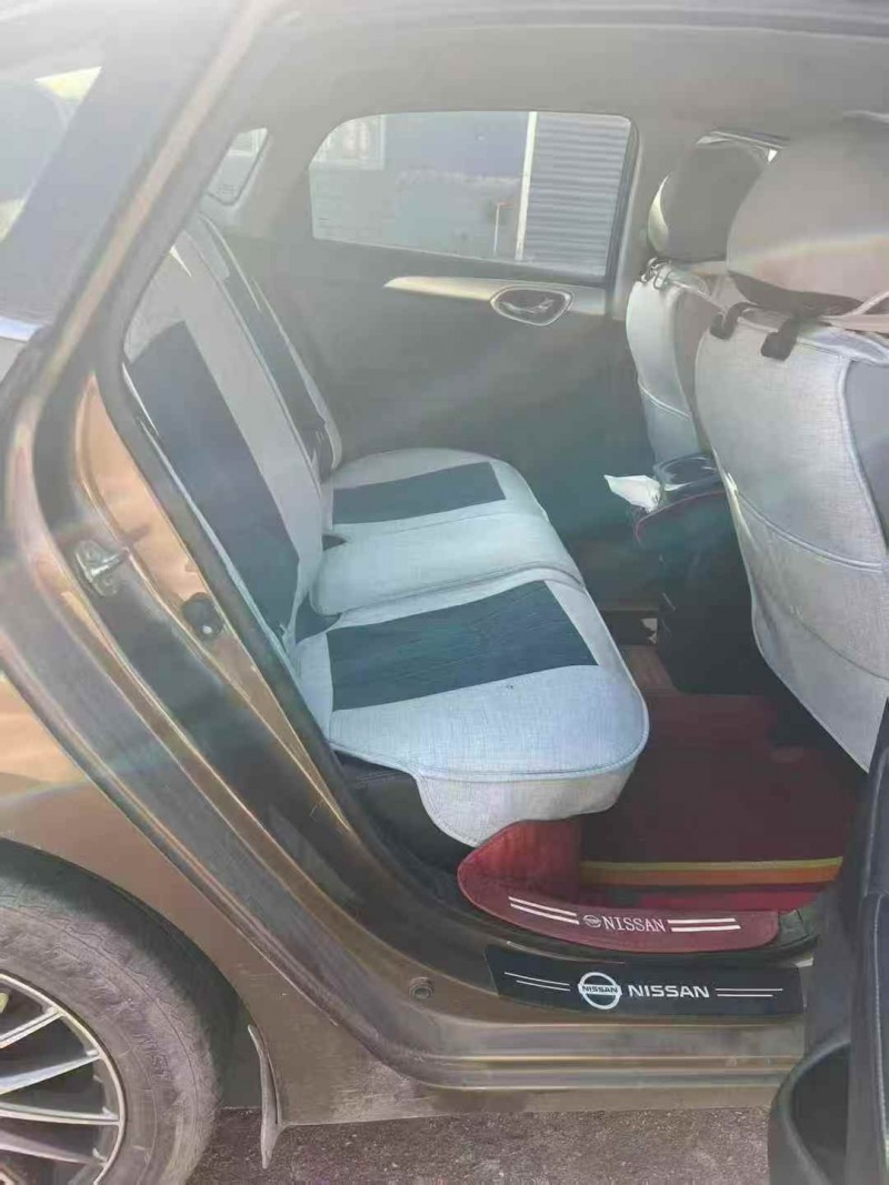枣庄21年日产轩逸5