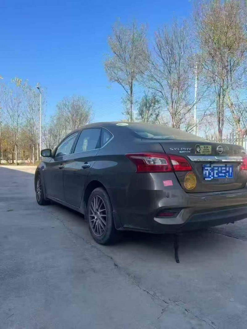 枣庄21年日产轩逸8