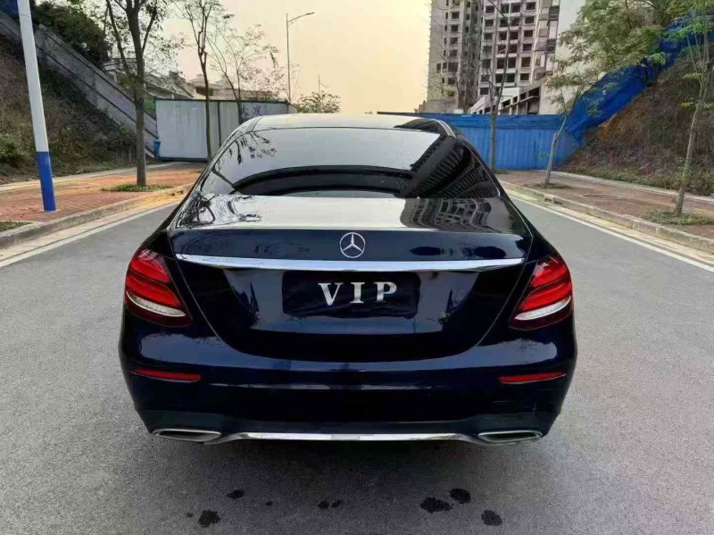 南宁18年奔驰E9