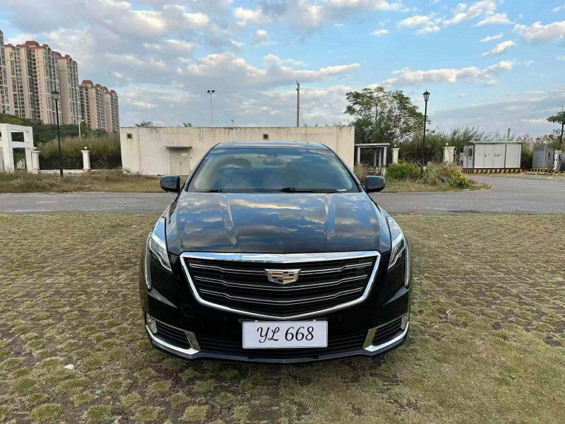 南宁19年凯迪拉克XTS1