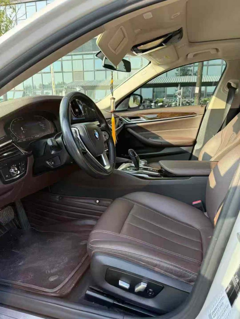 东莞20年宝马5系5