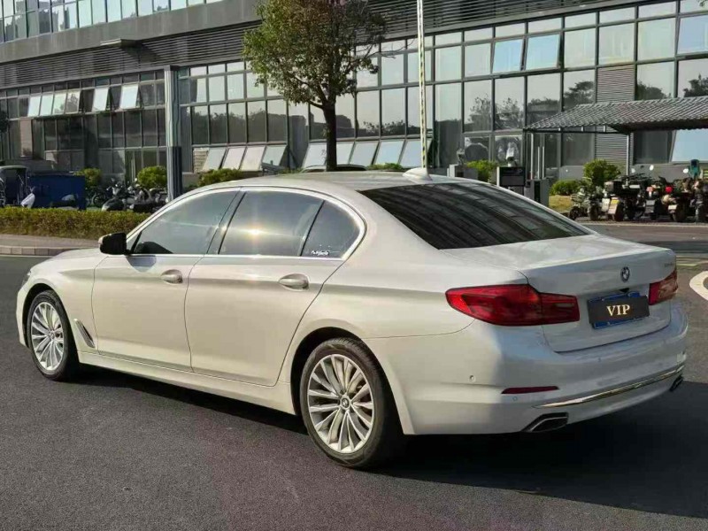 东莞20年宝马5系8