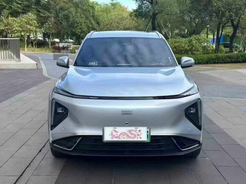 佛山25年吉利银河1