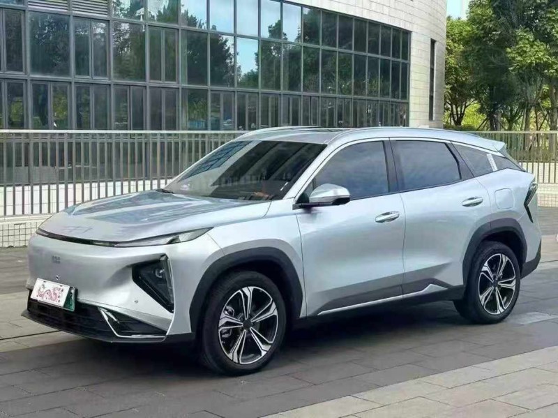 佛山25年吉利银河3