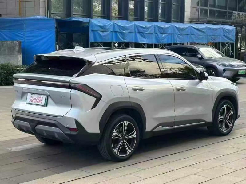 佛山25年吉利银河7