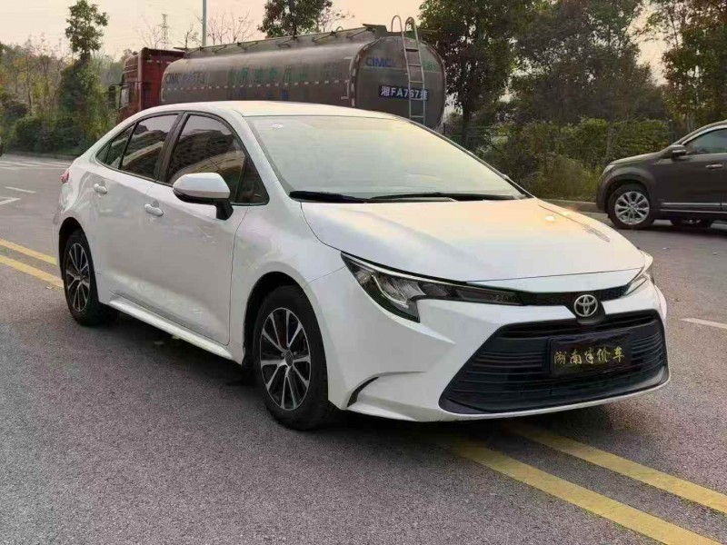 邵阳23年丰田雷凌3