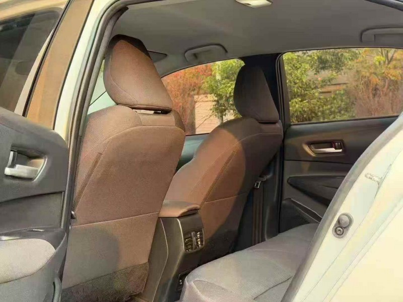 邵阳23年丰田雷凌5