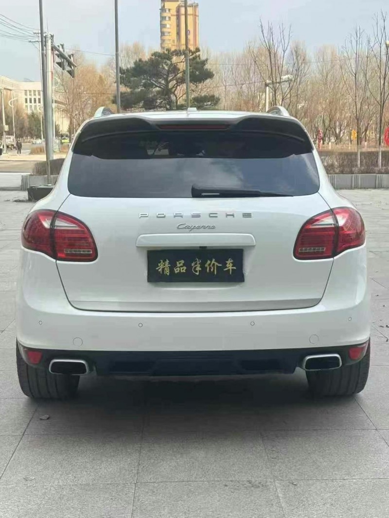 吉林15年保时捷卡宴2