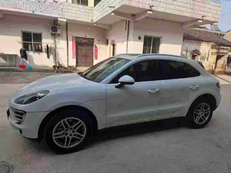 连云港17年保时捷Macan3
