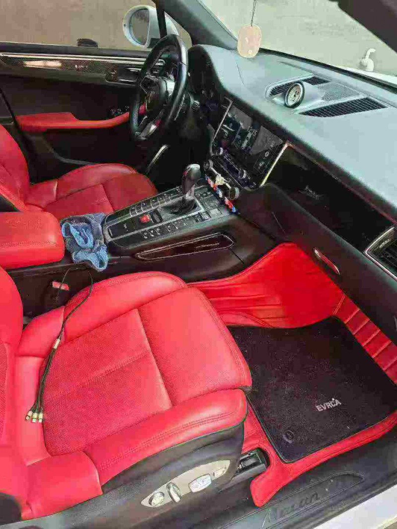 连云港17年保时捷Macan7