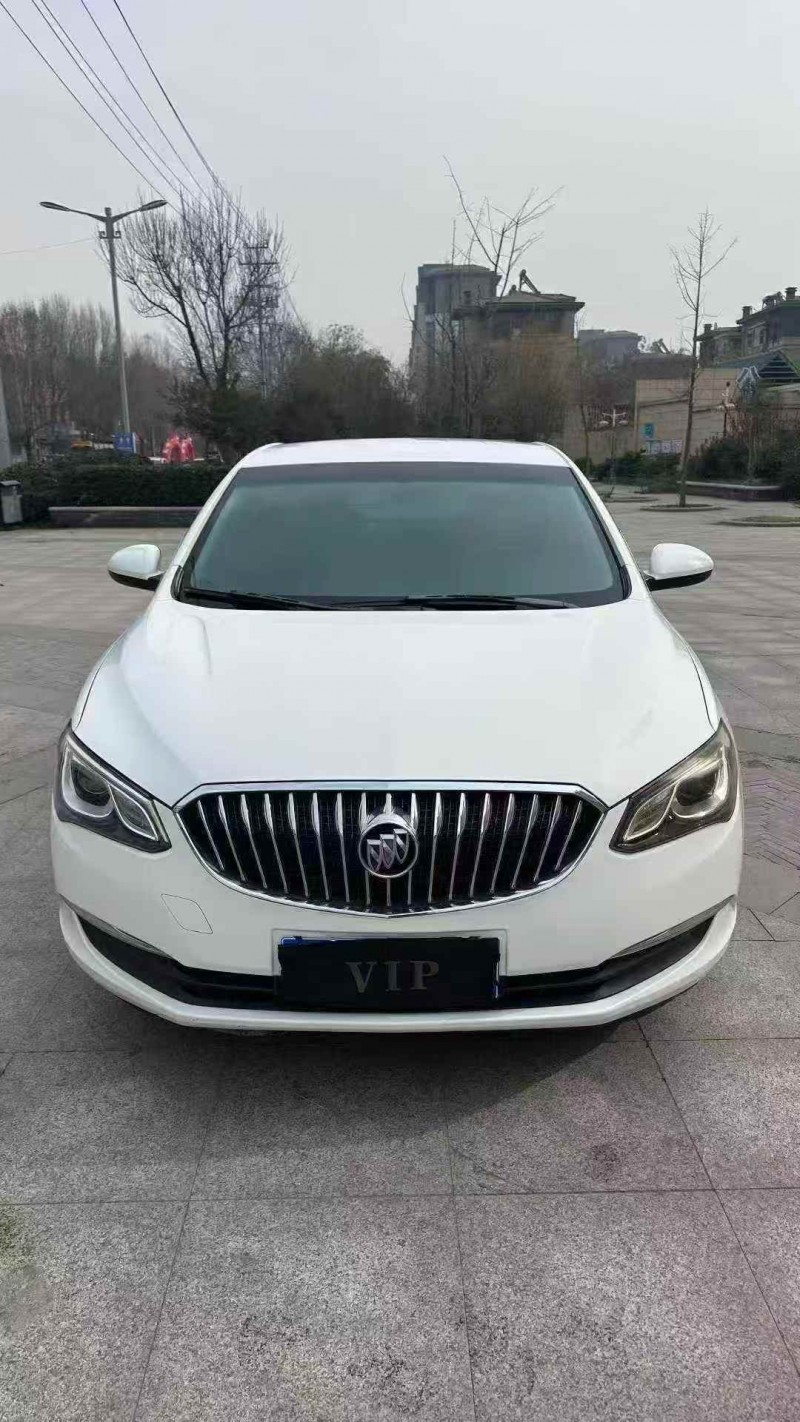 济宁17年别克英朗1