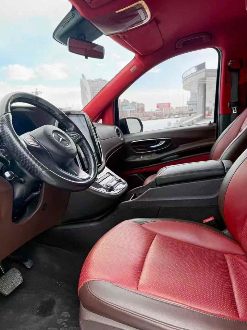 吉林17年奔驰威霆4