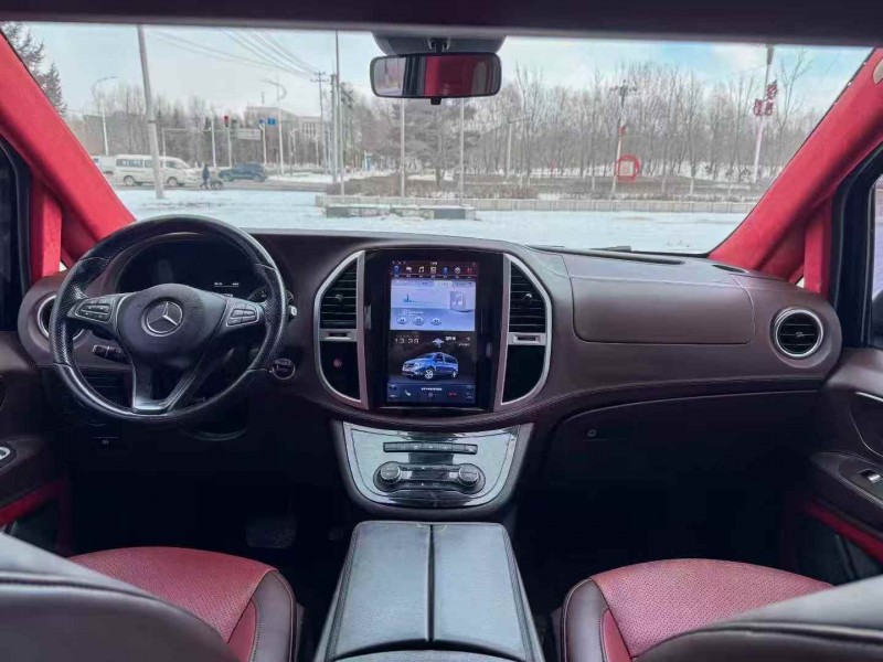 吉林17年奔驰威霆5