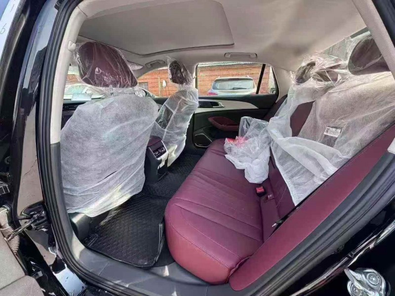 安庆25年红旗H56