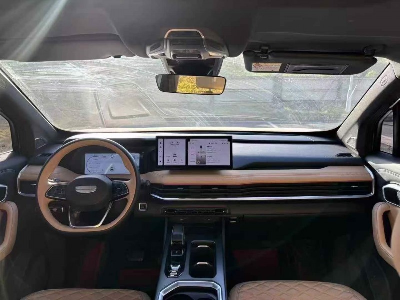 广州23年吉利豪越6