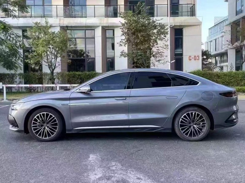 深圳23年比亚迪汉DM8