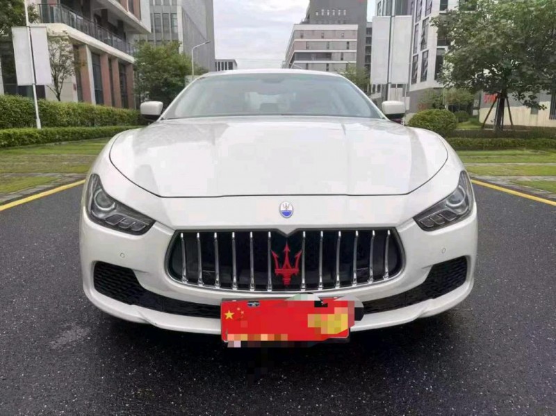 深圳15年玛莎拉蒂Ghibli1