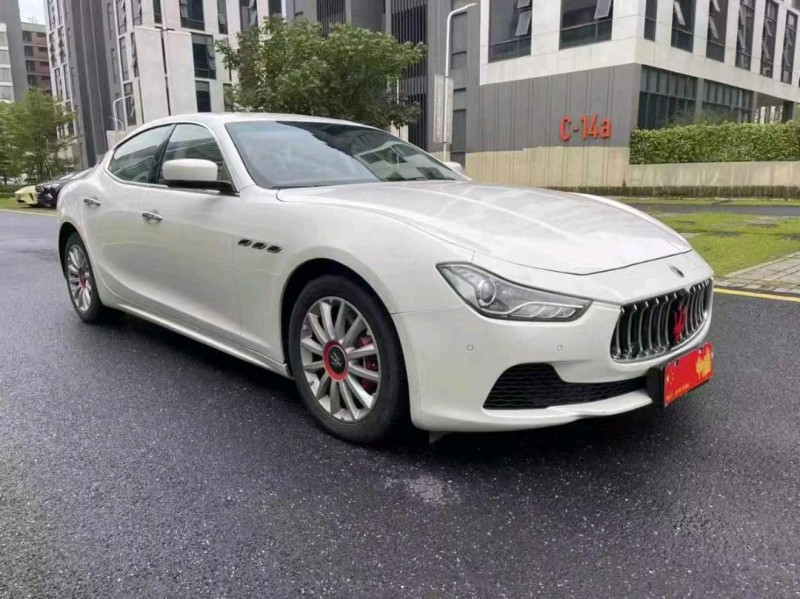 深圳15年玛莎拉蒂Ghibli2