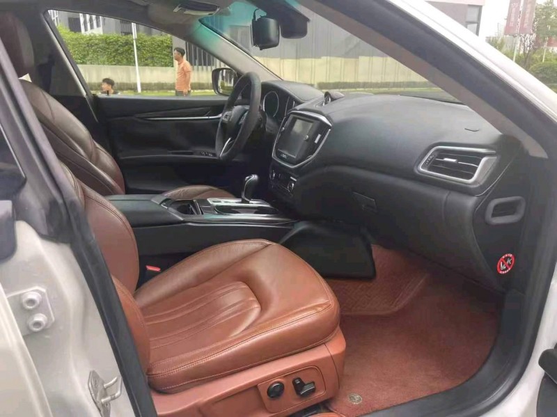 深圳15年玛莎拉蒂Ghibli4