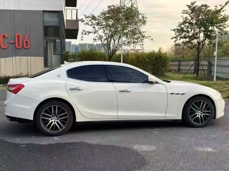 广州16年玛莎拉蒂Ghibli7