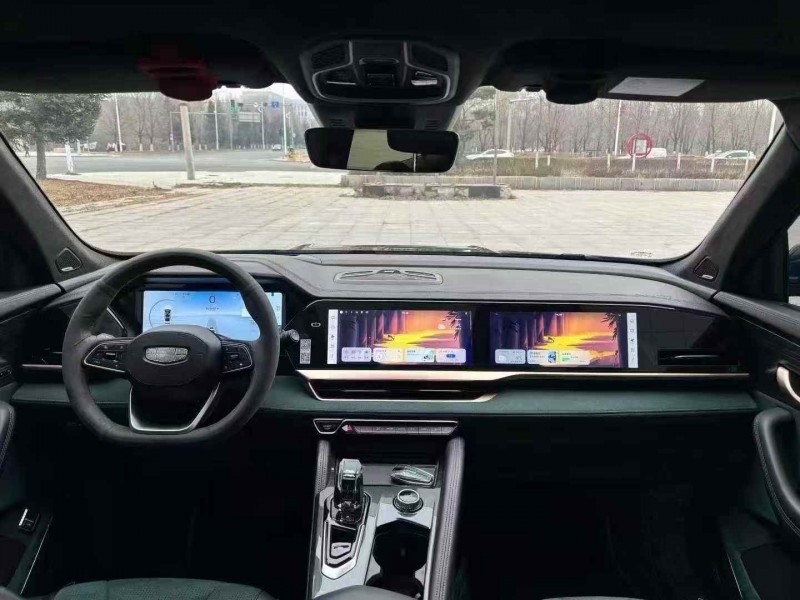 吉林21年吉利星越4