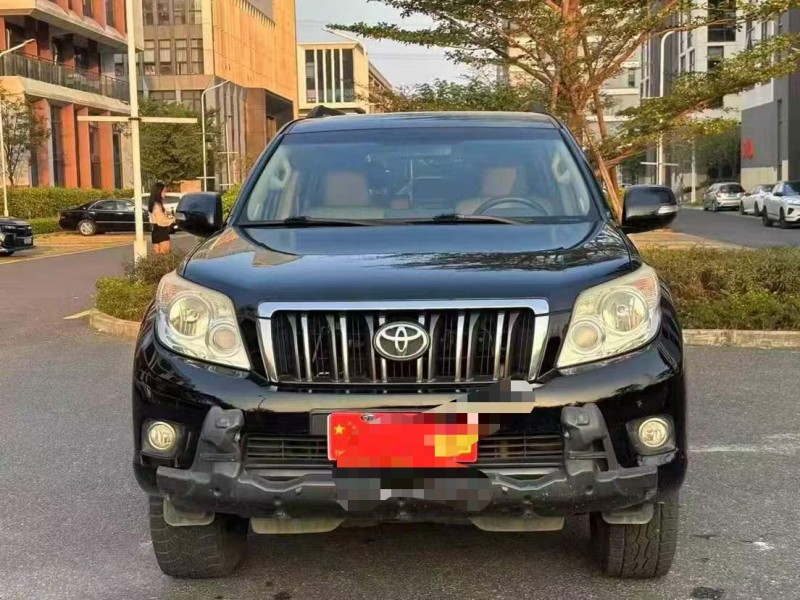 广州12年丰田普拉多1