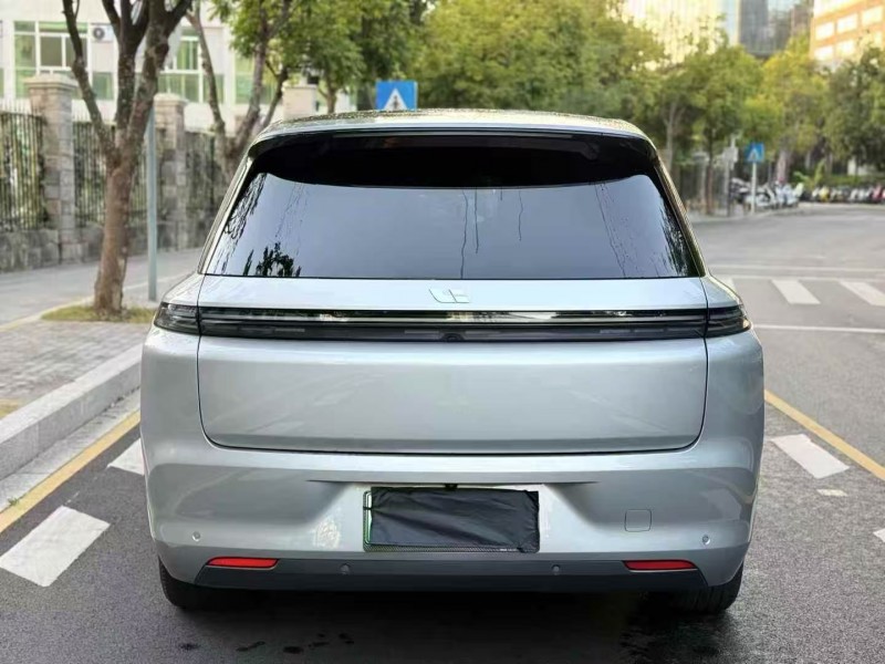 深圳23年理想L89