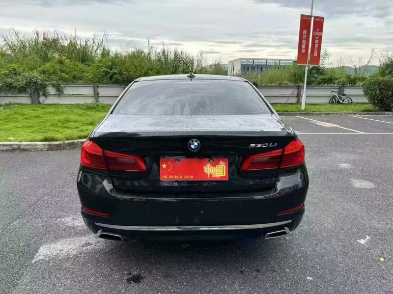 广州20年宝马5系9